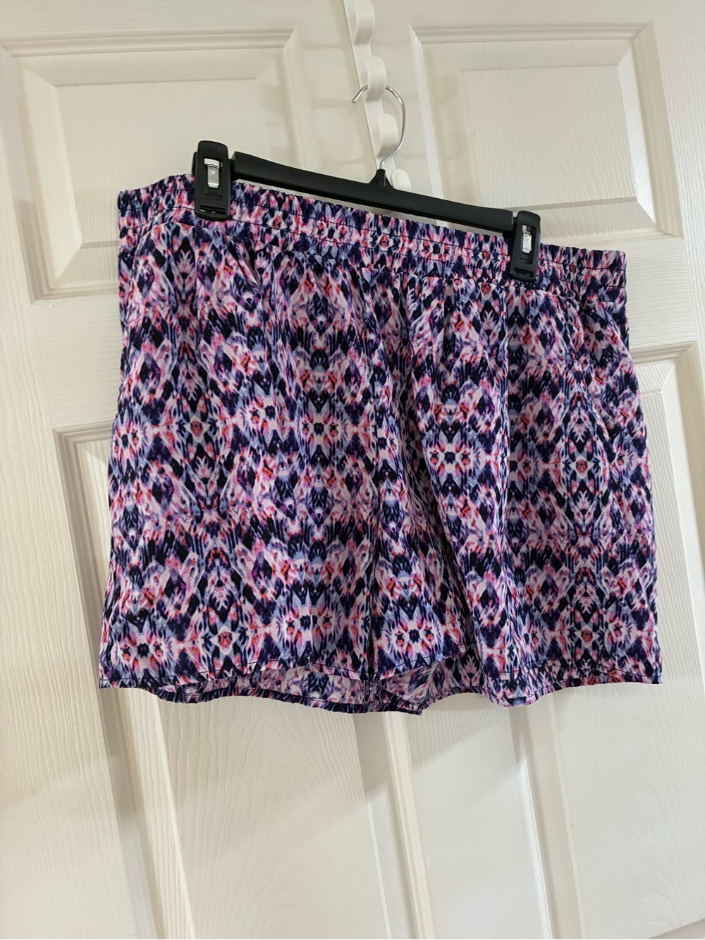 Women's Pink & Navy Printed Casual shorts